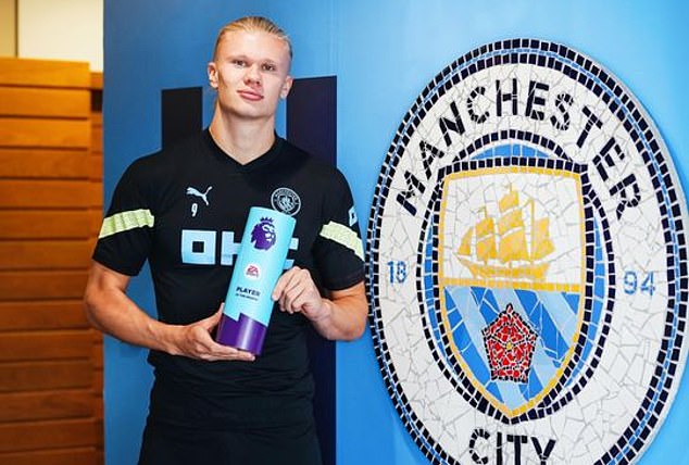 Haaland và HLV Arteta hay nhất Ngoại hạng Anh tháng 8