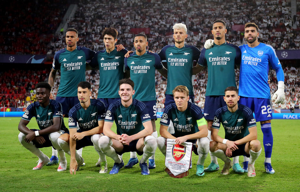 Arsenal khiến Sevilla ôm hận trên sân nhà