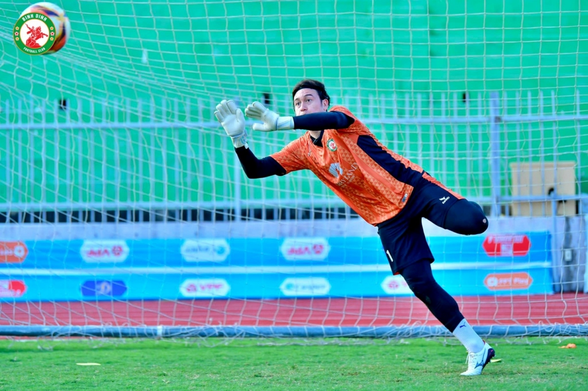 Đặng Văn Lâm báo tin vui cho người hâm mộ bóng đá Việt Nam