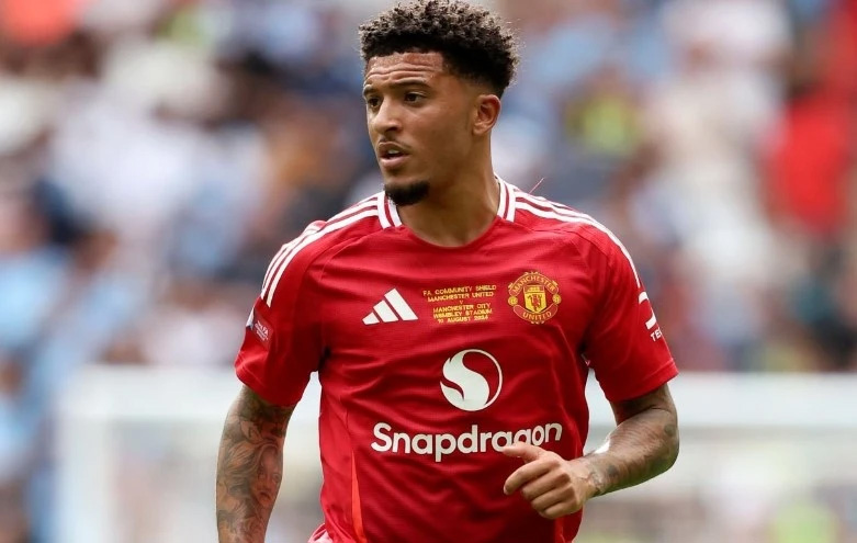 Sancho gia nhập Chelsea