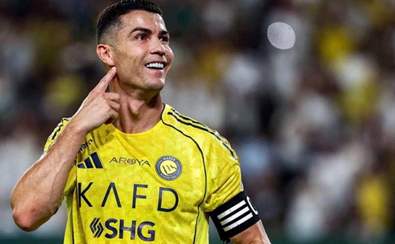 Ronaldo hé lộ thời điểm giải nghệ khiến fan tiếc nuối