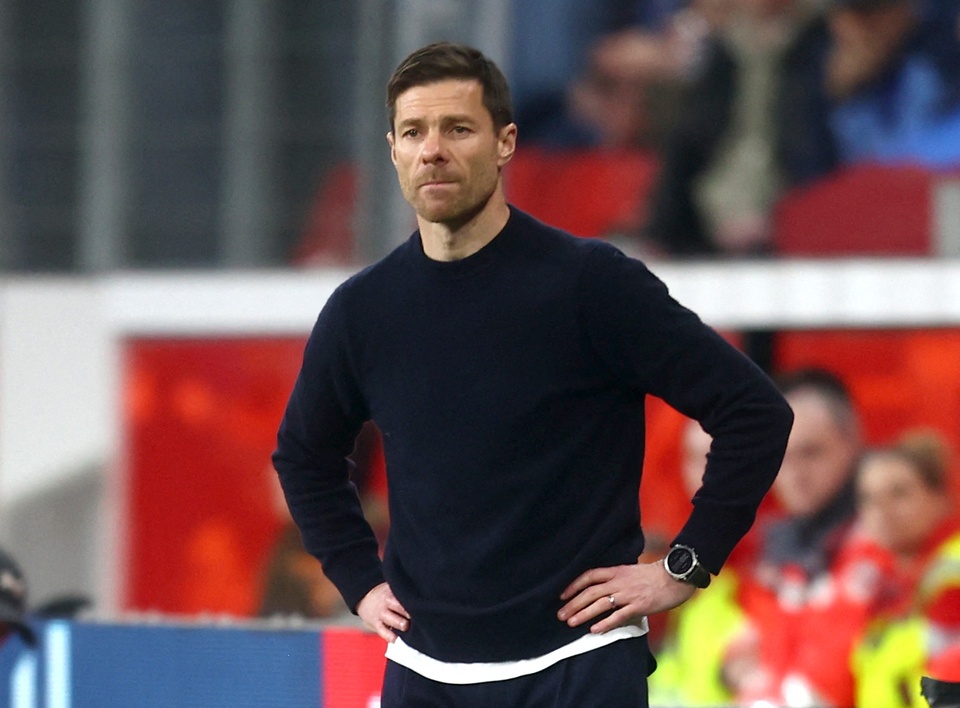 Leverkusen gây áp lực lên Bayern