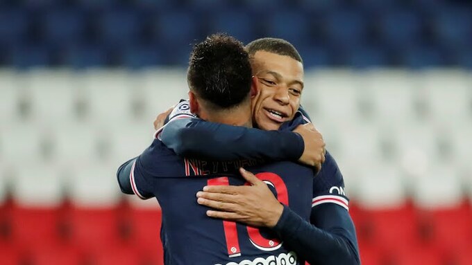 Mbappe thông chốt như Ronaldo